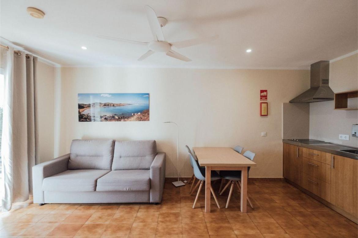 Apartamentos Blancala Cala Blanca  Ngoại thất bức ảnh
