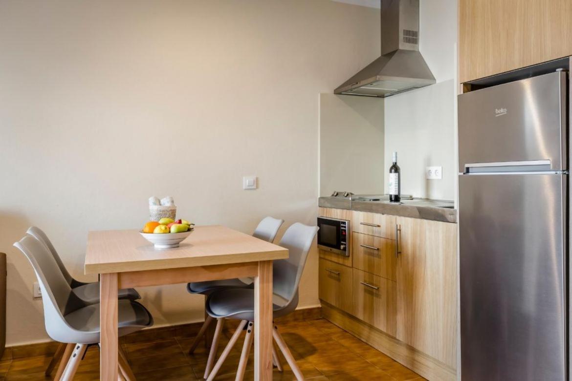 Apartamentos Blancala Cala Blanca  Ngoại thất bức ảnh